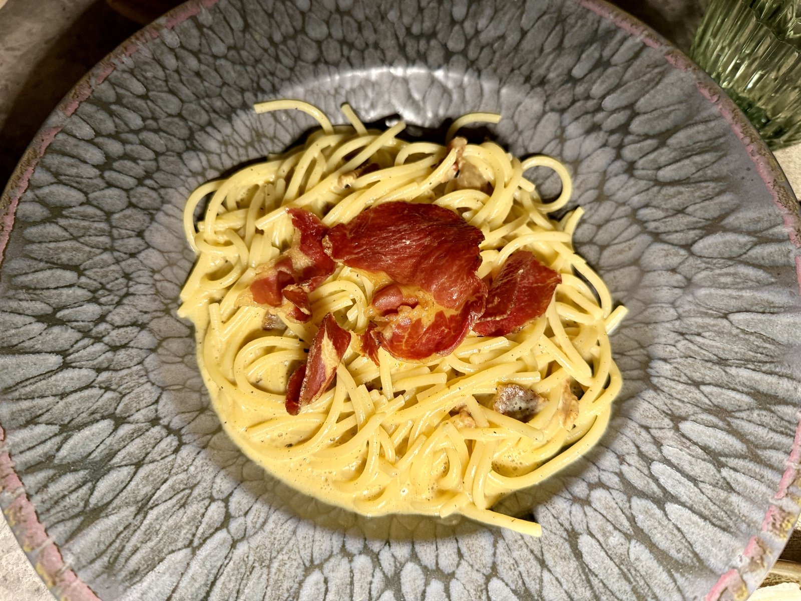 スパゲッティ・カルボナーラ（$52／約8,130円）