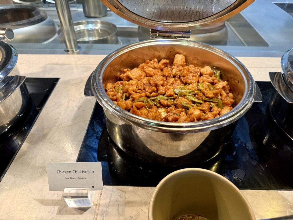 鶏肉のチリ海鮮醤炒め