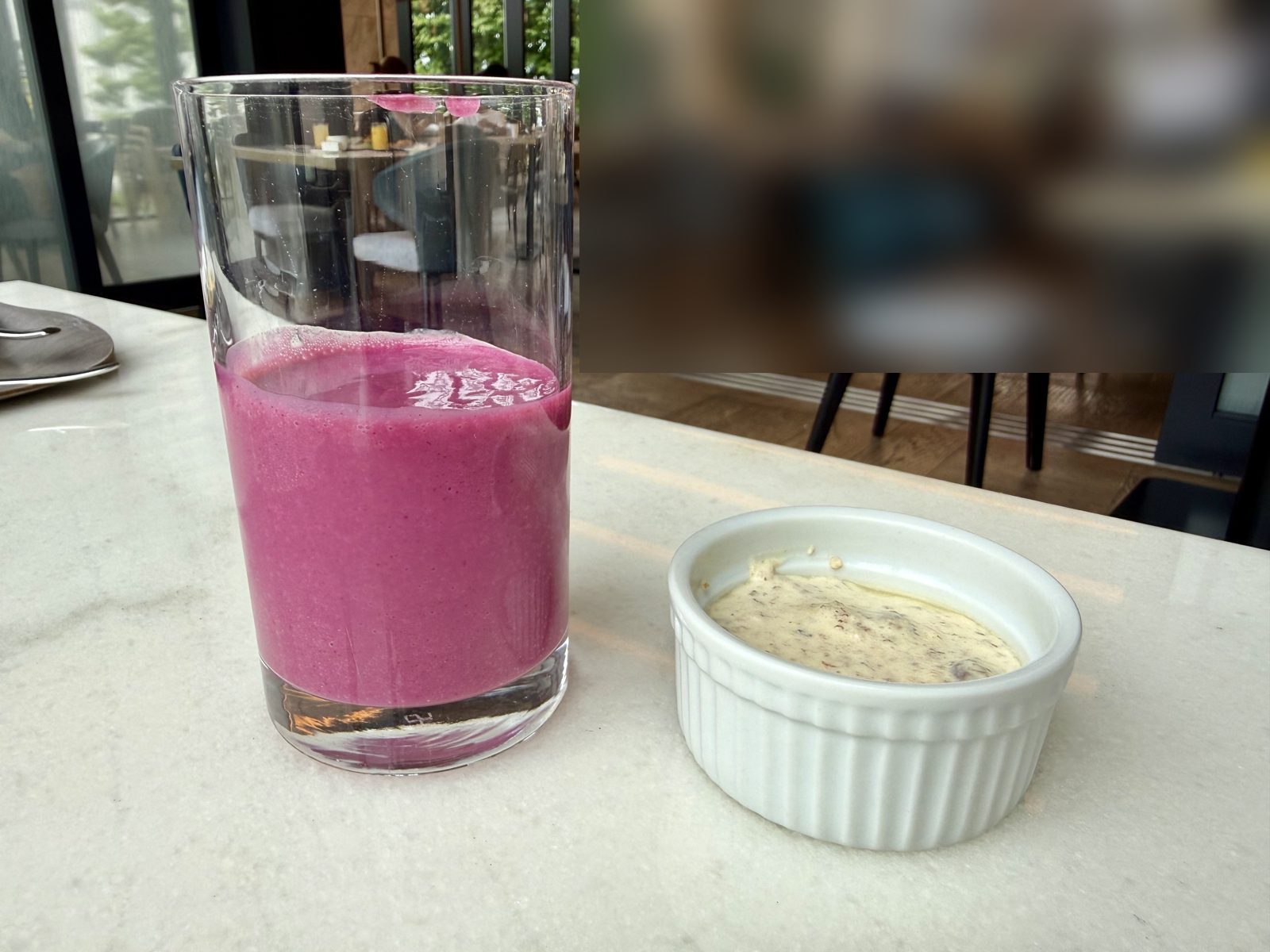 ビーツと豆乳のスムージー（朝食ビュッフェ）