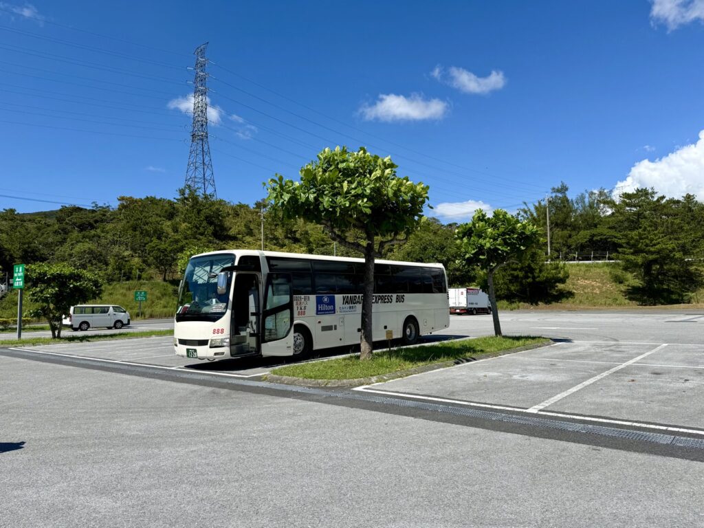 ヒルトン沖縄瀬底リゾート｜那覇空港から乗ったリムジンバス