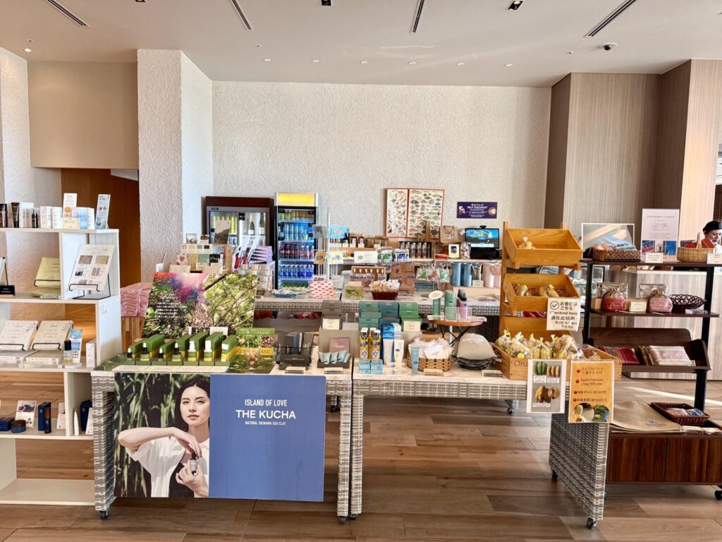 ヒルトン沖縄瀬底リゾート｜館内の売店