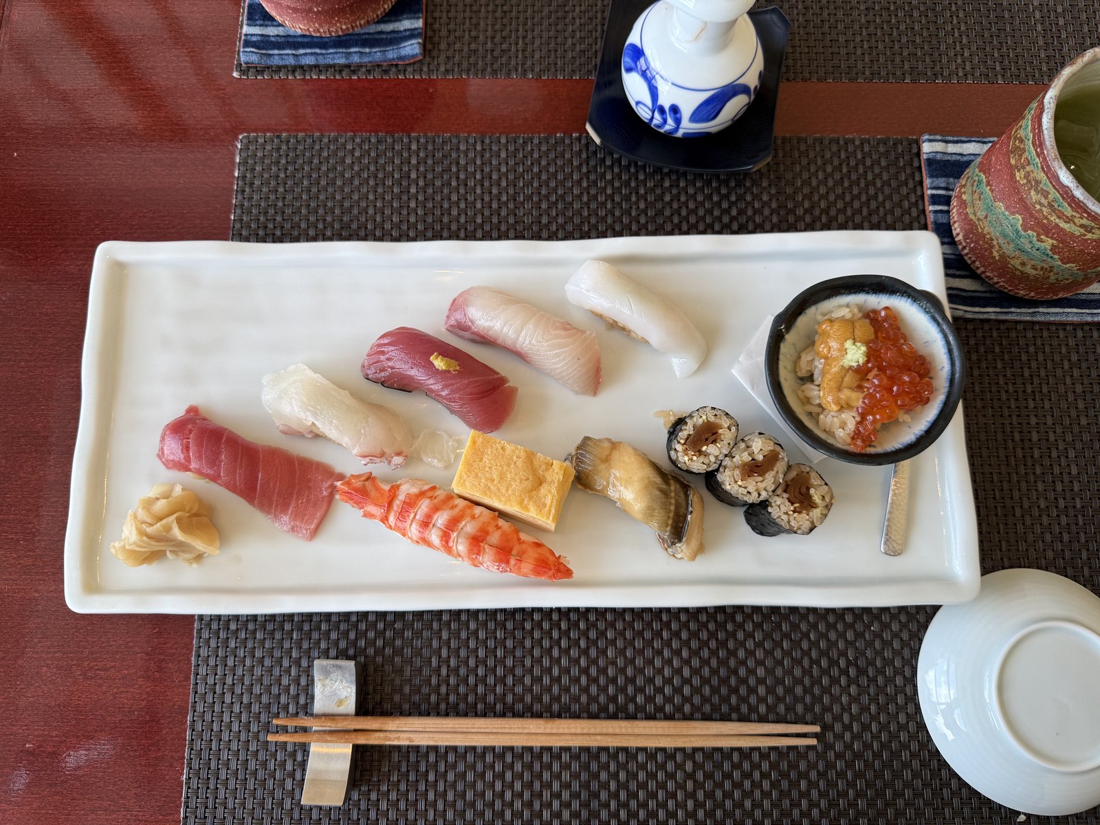特上にぎり・玉子・巻物
