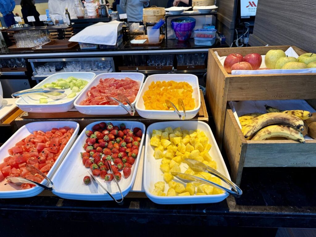 東京マリオット 朝食会場のフルーツ